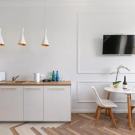 Gagarina 33 - Colorful Studio By Noclegi Renters Warszawa Zewnętrze zdjęcie